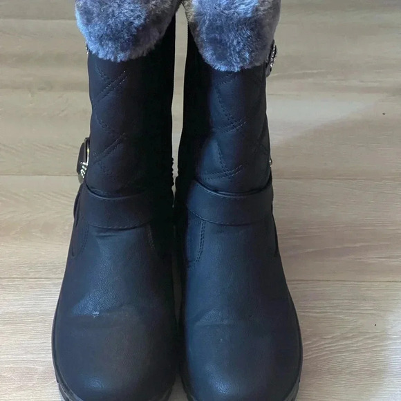 Golden Road Women’s winter waterproof Boots black/ grey fur size 8 - Picture 3 of 8
